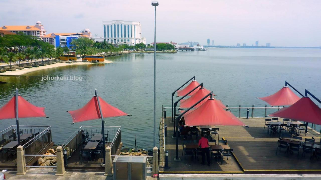 Paragon Suites Studios With Private Jacuzzi Near Ciq Rts Johor Bahru Dış mekan fotoğraf