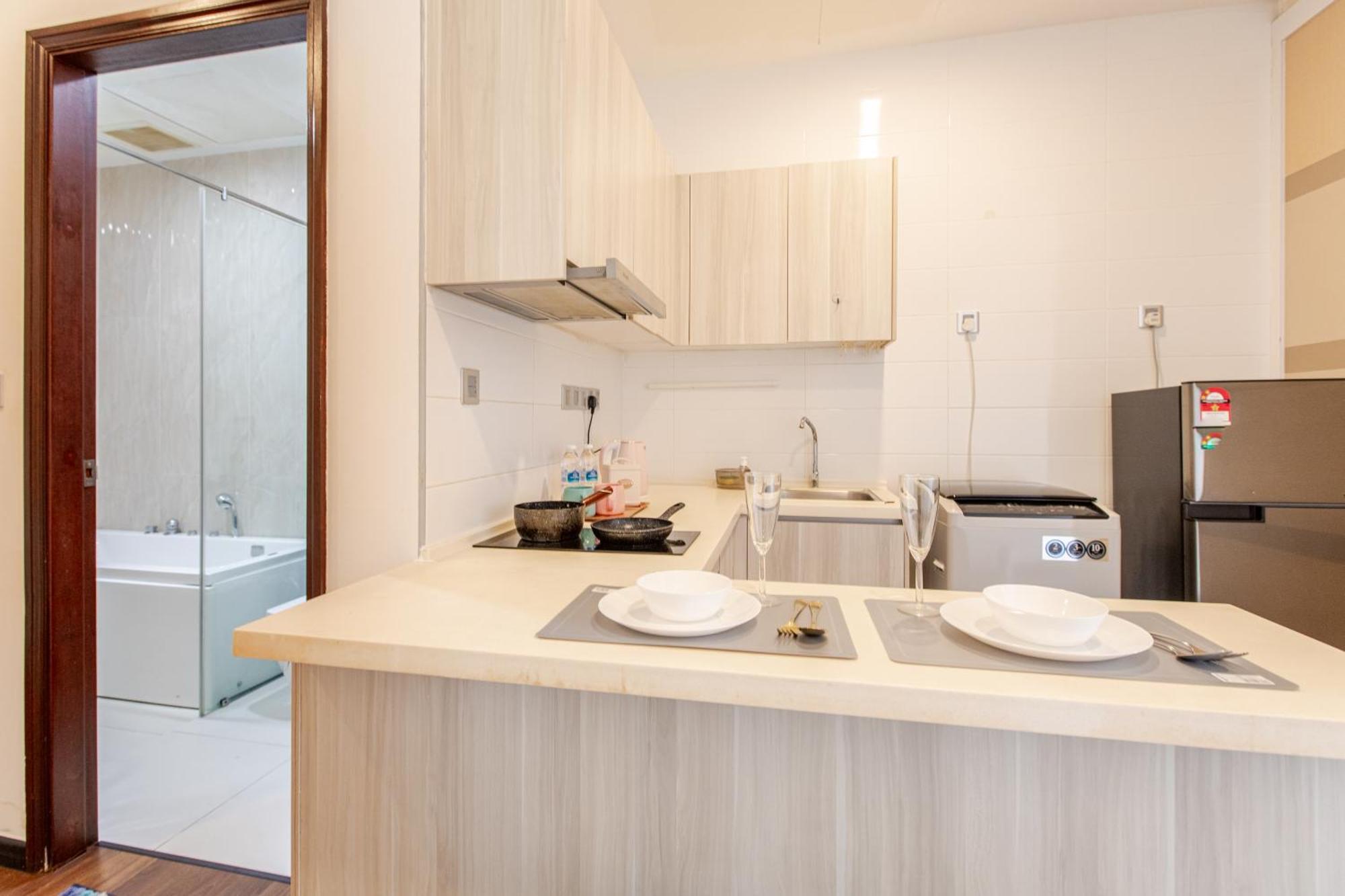 Paragon Suites Studios With Private Jacuzzi Near Ciq Rts Johor Bahru Dış mekan fotoğraf