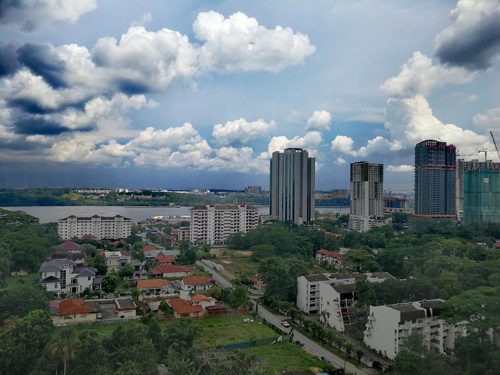 Paragon Suites Studios With Private Jacuzzi Near Ciq Rts Johor Bahru Dış mekan fotoğraf