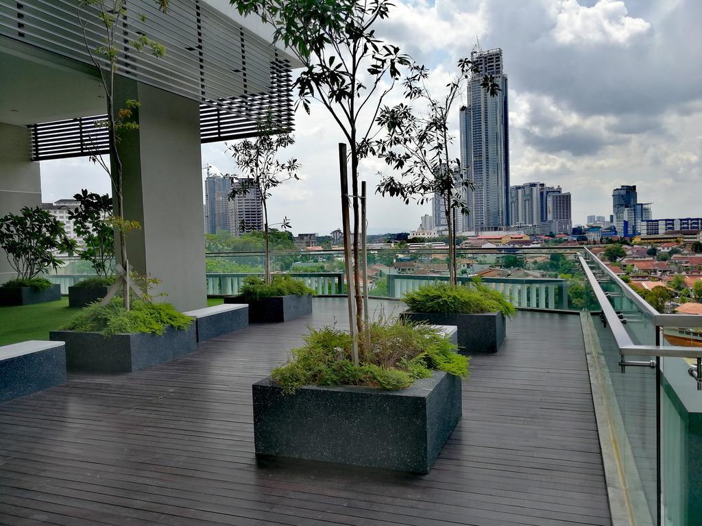 Paragon Suites Studios With Private Jacuzzi Near Ciq Rts Johor Bahru Dış mekan fotoğraf